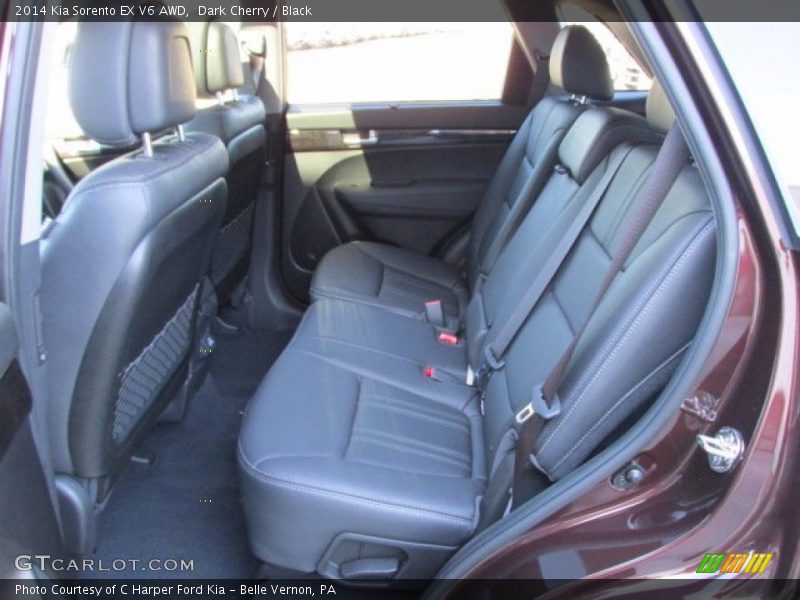 Rear Seat of 2014 Sorento EX V6 AWD