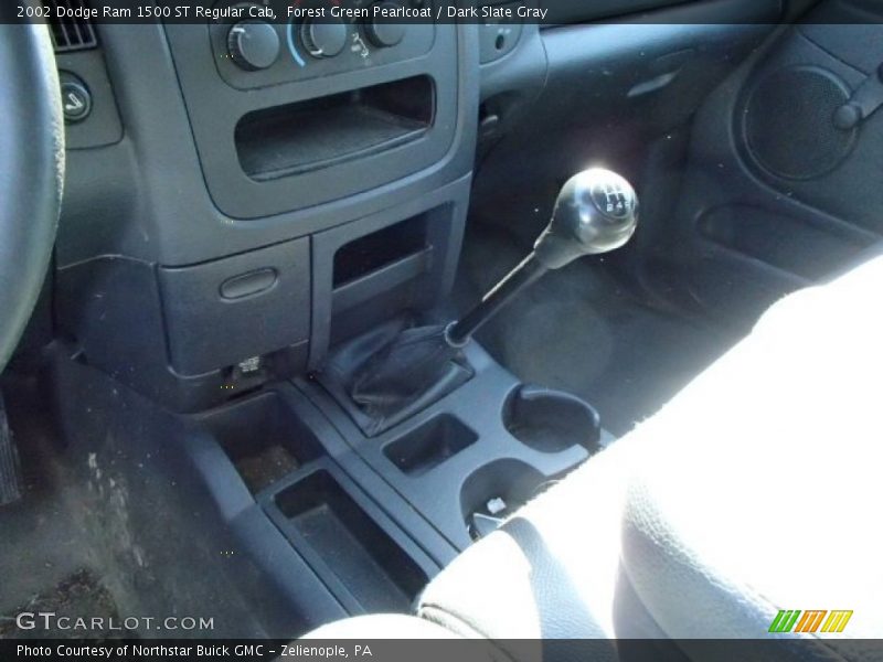 Forest Green Pearlcoat / Dark Slate Gray 2002 Dodge Ram 1500 ST Regular Cab