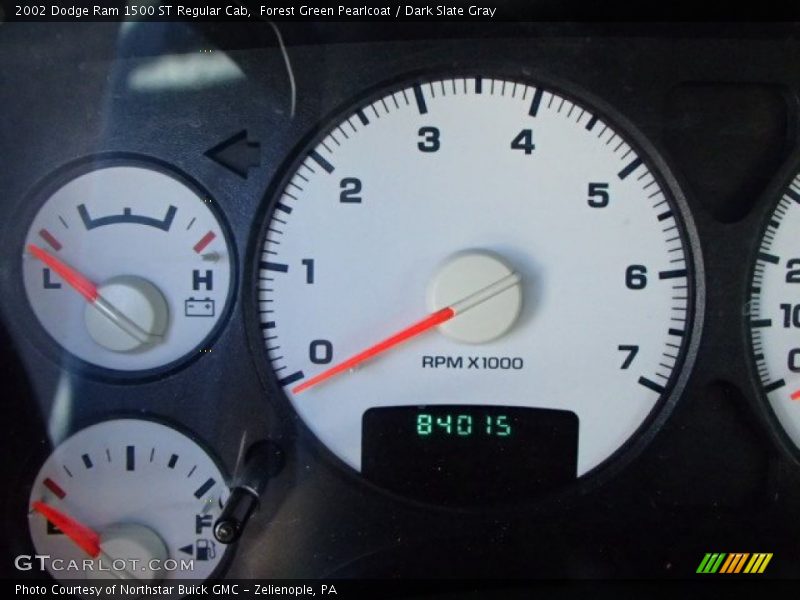 Forest Green Pearlcoat / Dark Slate Gray 2002 Dodge Ram 1500 ST Regular Cab