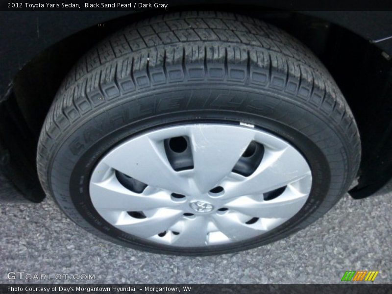 Black Sand Pearl / Dark Gray 2012 Toyota Yaris Sedan