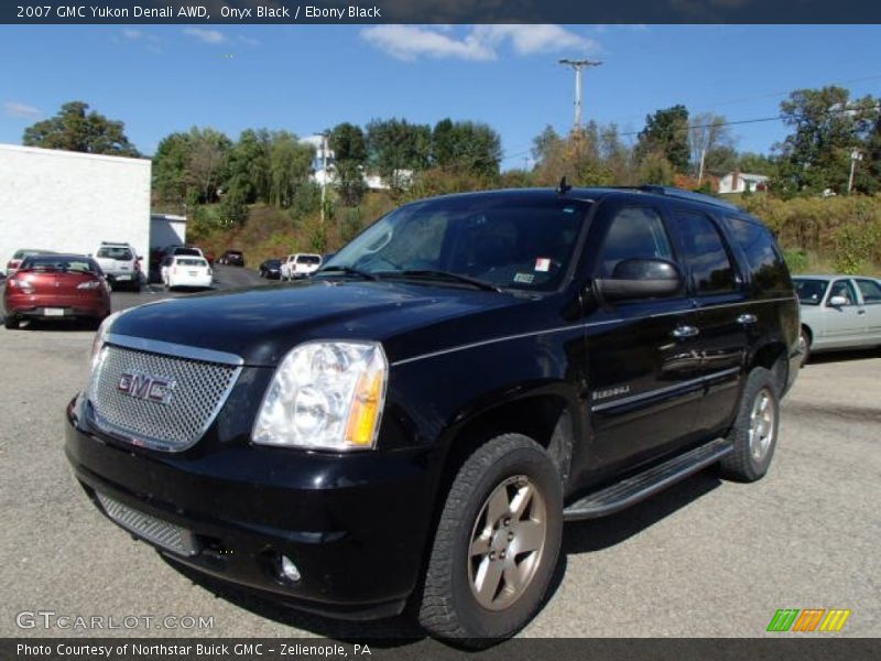Onyx Black / Ebony Black 2007 GMC Yukon Denali AWD