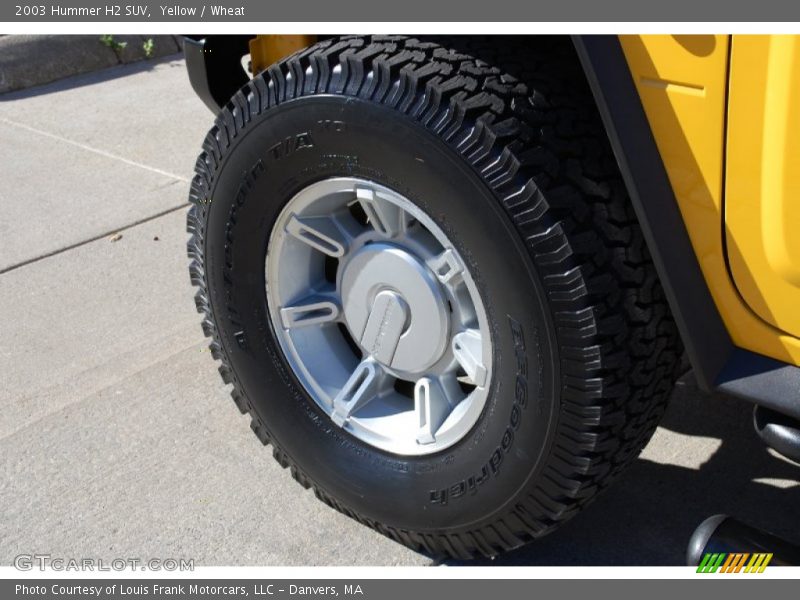 Yellow / Wheat 2003 Hummer H2 SUV
