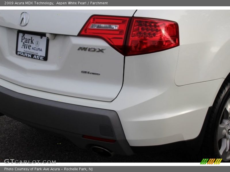 Aspen White Pearl / Parchment 2009 Acura MDX Technology