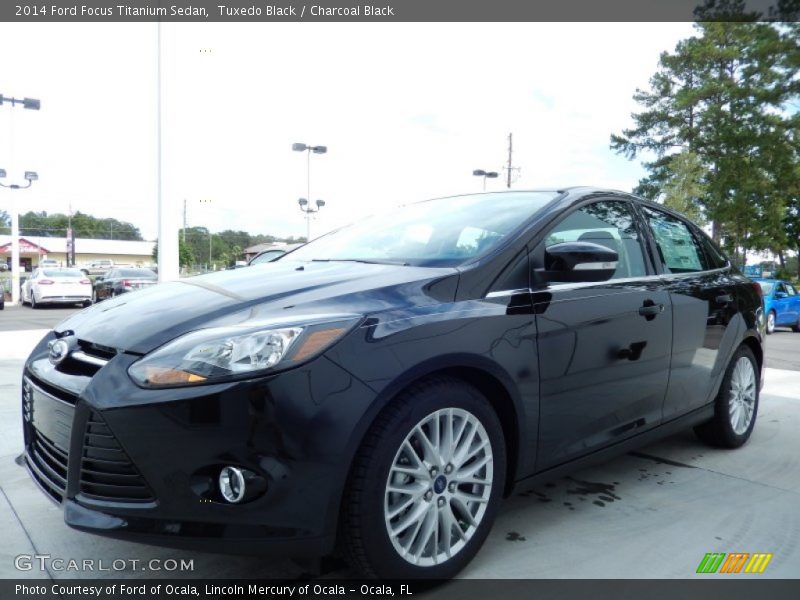 Tuxedo Black / Charcoal Black 2014 Ford Focus Titanium Sedan