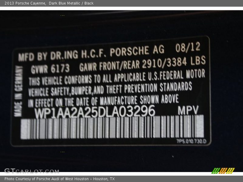 Dark Blue Metallic / Black 2013 Porsche Cayenne