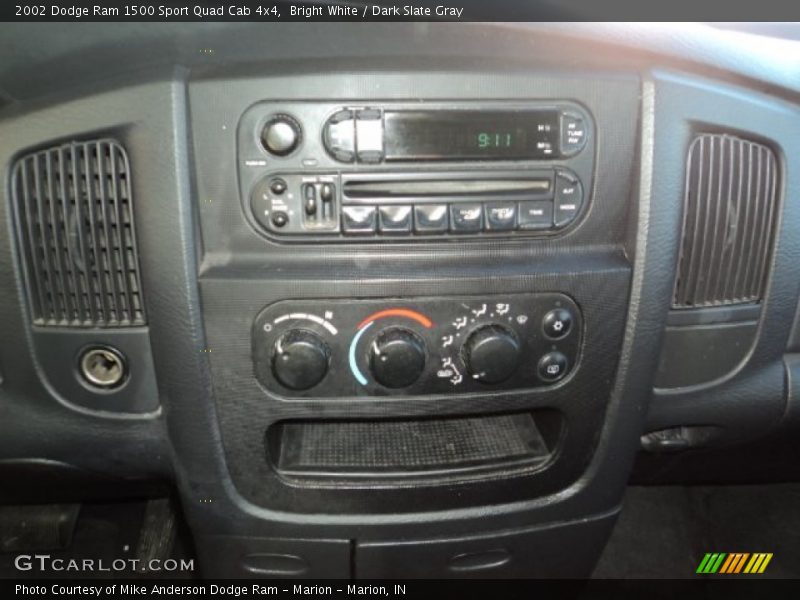 Bright White / Dark Slate Gray 2002 Dodge Ram 1500 Sport Quad Cab 4x4