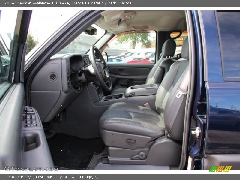 Dark Blue Metallic / Dark Charcoal 2004 Chevrolet Avalanche 1500 4x4