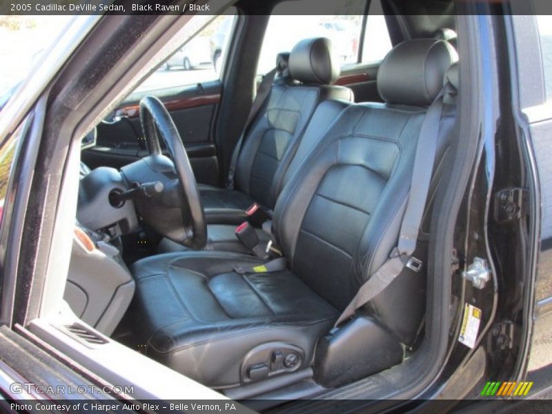 Black Raven / Black 2005 Cadillac DeVille Sedan