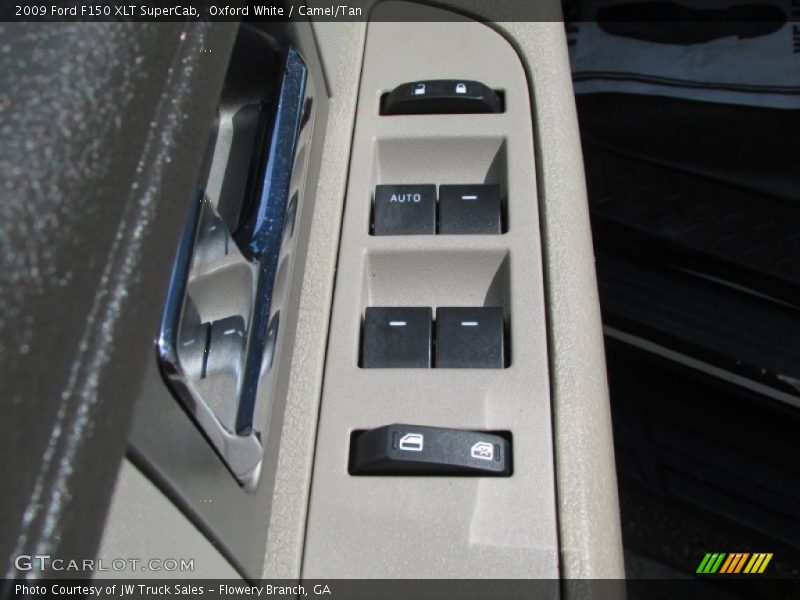Oxford White / Camel/Tan 2009 Ford F150 XLT SuperCab
