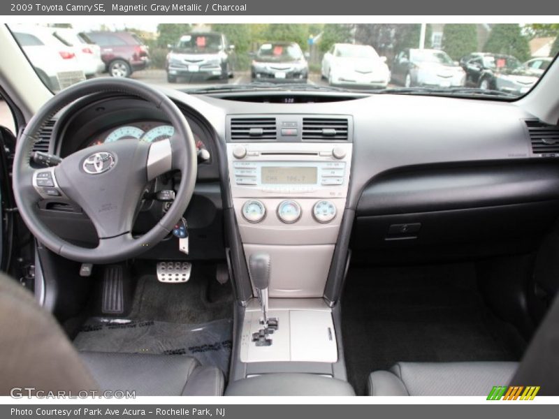 Magnetic Gray Metallic / Charcoal 2009 Toyota Camry SE