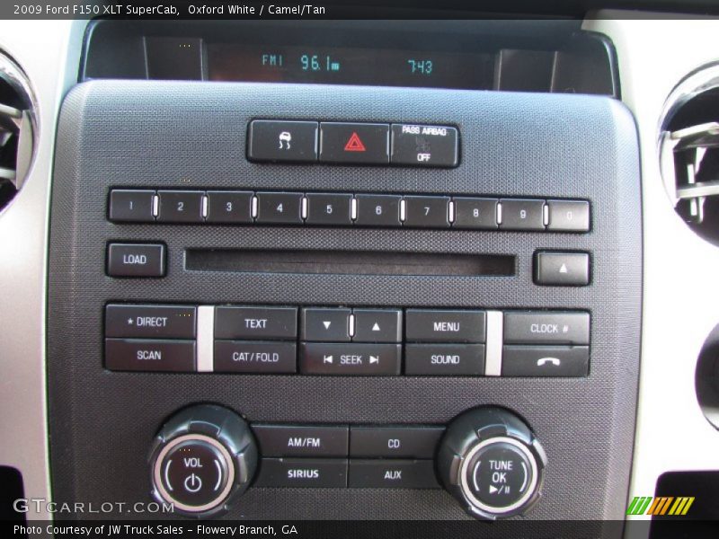 Oxford White / Camel/Tan 2009 Ford F150 XLT SuperCab