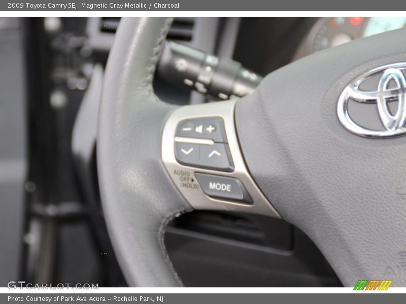 Magnetic Gray Metallic / Charcoal 2009 Toyota Camry SE