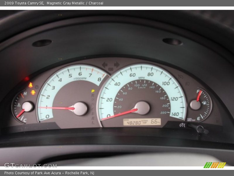 Magnetic Gray Metallic / Charcoal 2009 Toyota Camry SE