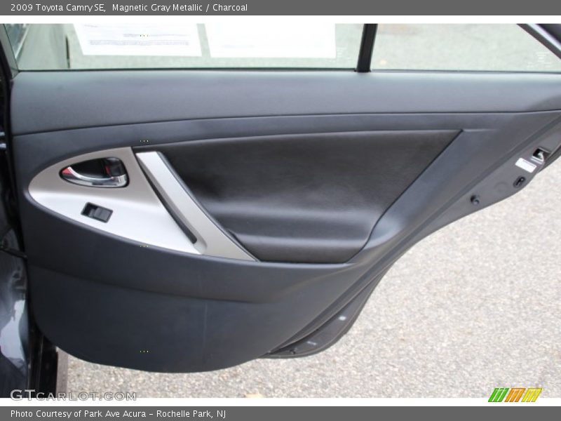 Magnetic Gray Metallic / Charcoal 2009 Toyota Camry SE
