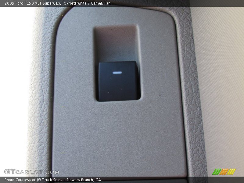 Oxford White / Camel/Tan 2009 Ford F150 XLT SuperCab