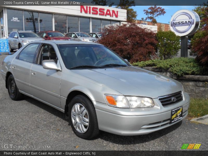 Lunar Mist Metallic / Gray 2000 Toyota Camry LE