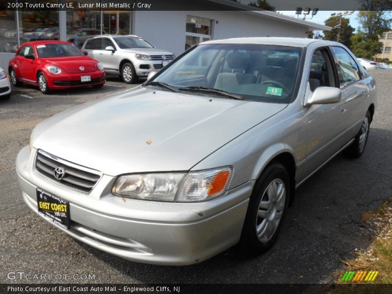 Lunar Mist Metallic / Gray 2000 Toyota Camry LE