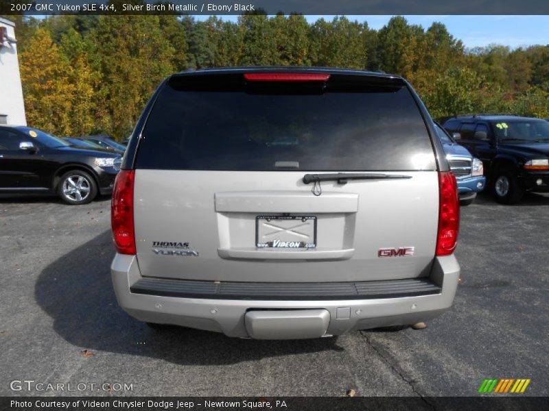 Silver Birch Metallic / Ebony Black 2007 GMC Yukon SLE 4x4