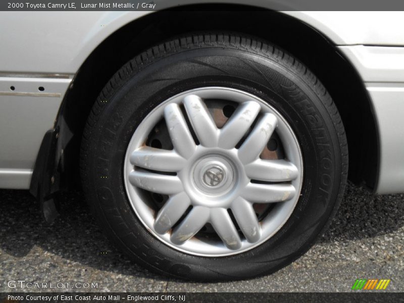 Lunar Mist Metallic / Gray 2000 Toyota Camry LE