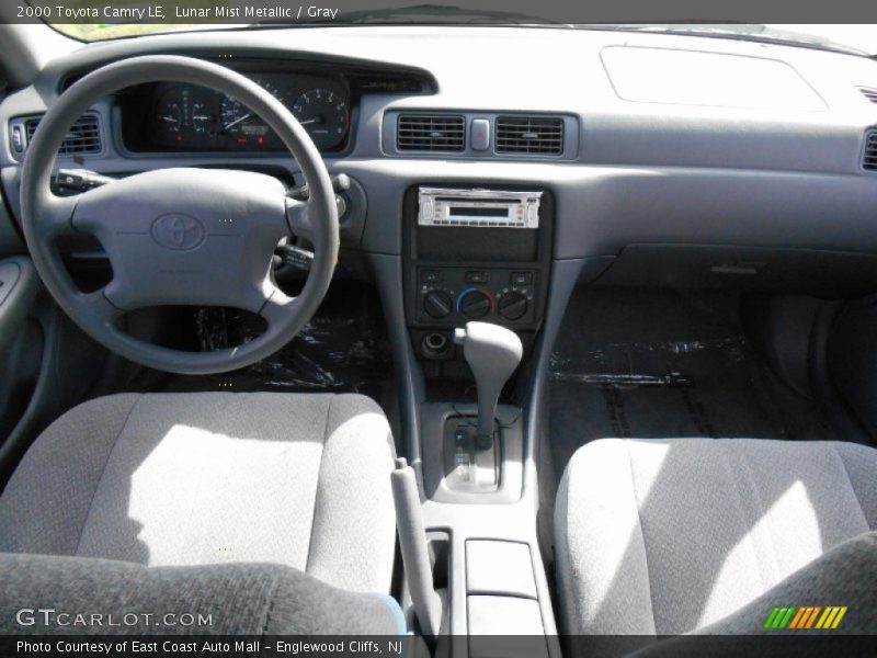 Lunar Mist Metallic / Gray 2000 Toyota Camry LE