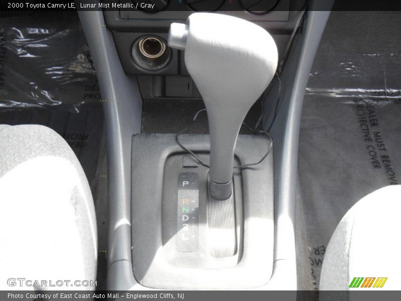 Lunar Mist Metallic / Gray 2000 Toyota Camry LE