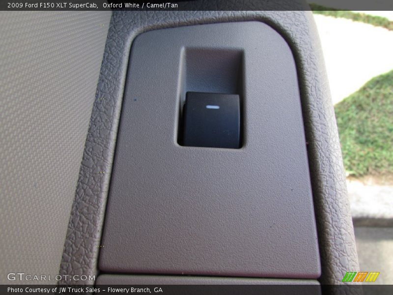 Oxford White / Camel/Tan 2009 Ford F150 XLT SuperCab