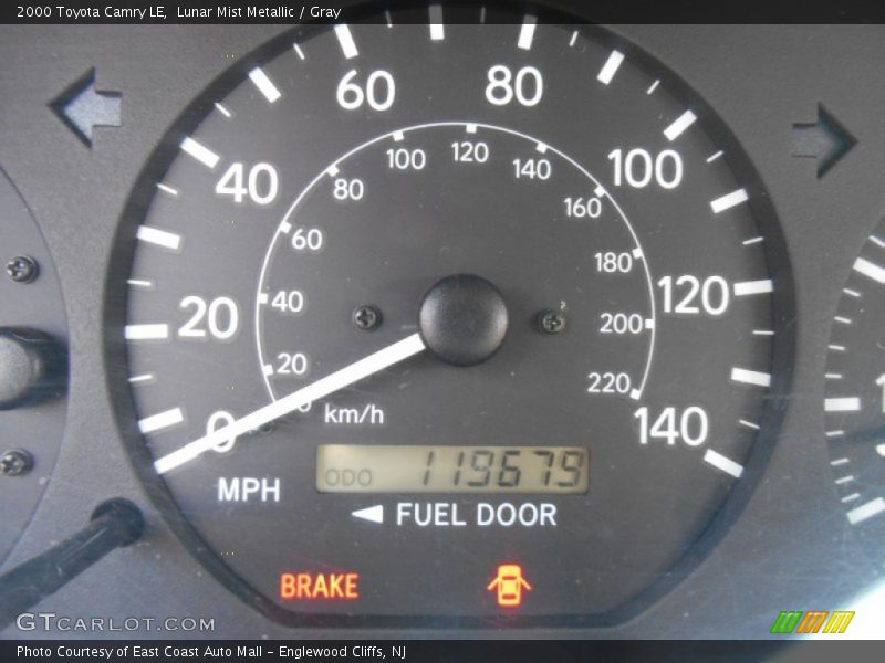 Lunar Mist Metallic / Gray 2000 Toyota Camry LE