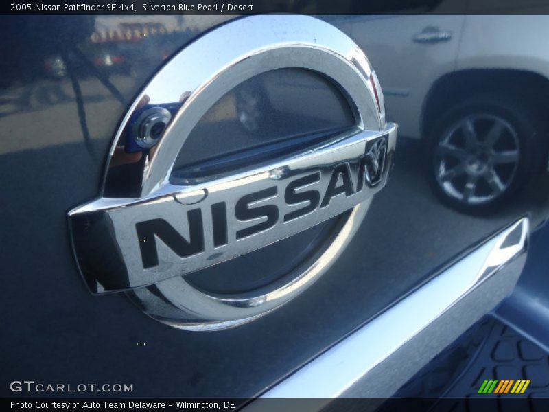 Silverton Blue Pearl / Desert 2005 Nissan Pathfinder SE 4x4