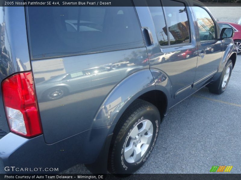 Silverton Blue Pearl / Desert 2005 Nissan Pathfinder SE 4x4