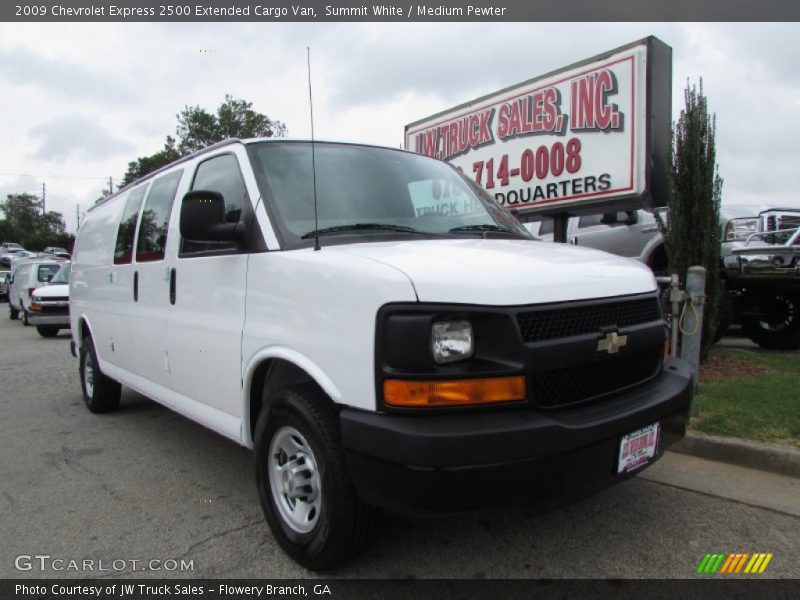 Summit White / Medium Pewter 2009 Chevrolet Express 2500 Extended Cargo Van