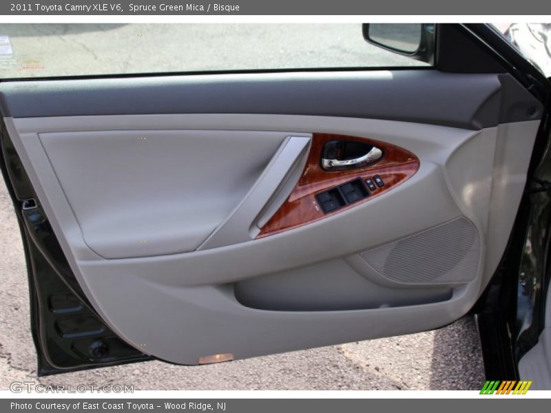 Spruce Green Mica / Bisque 2011 Toyota Camry XLE V6
