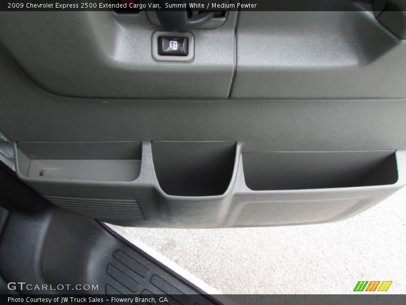 Summit White / Medium Pewter 2009 Chevrolet Express 2500 Extended Cargo Van