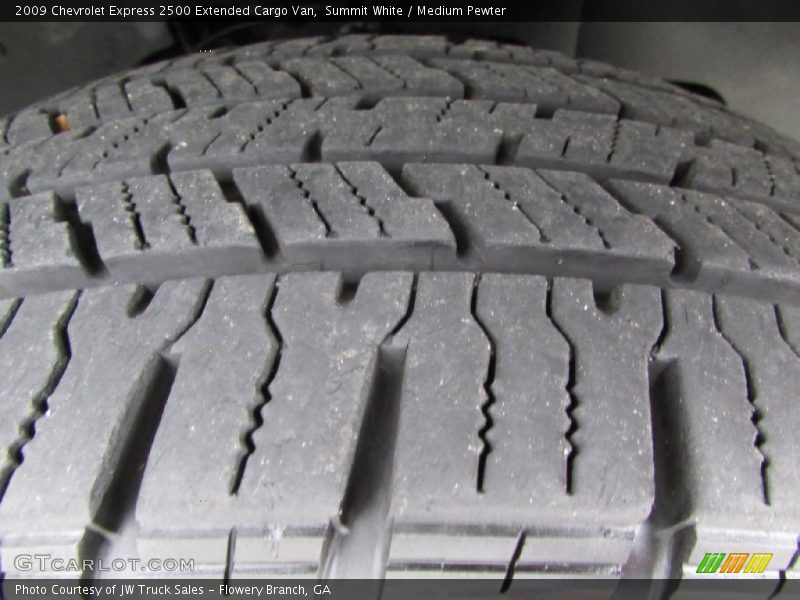 Summit White / Medium Pewter 2009 Chevrolet Express 2500 Extended Cargo Van