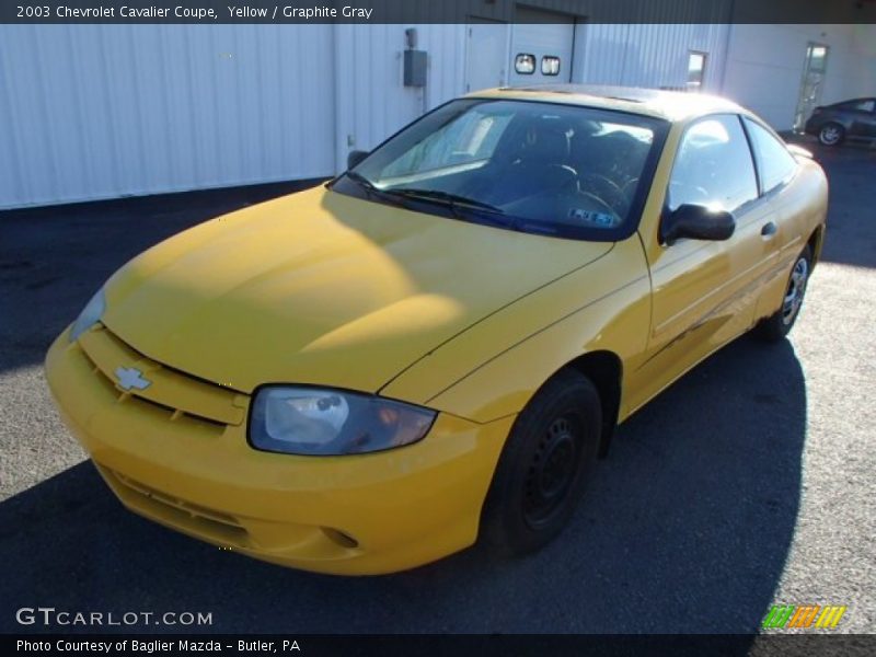 Front 3/4 View of 2003 Cavalier Coupe
