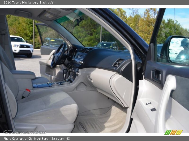 Black / Ash 2010 Toyota Highlander