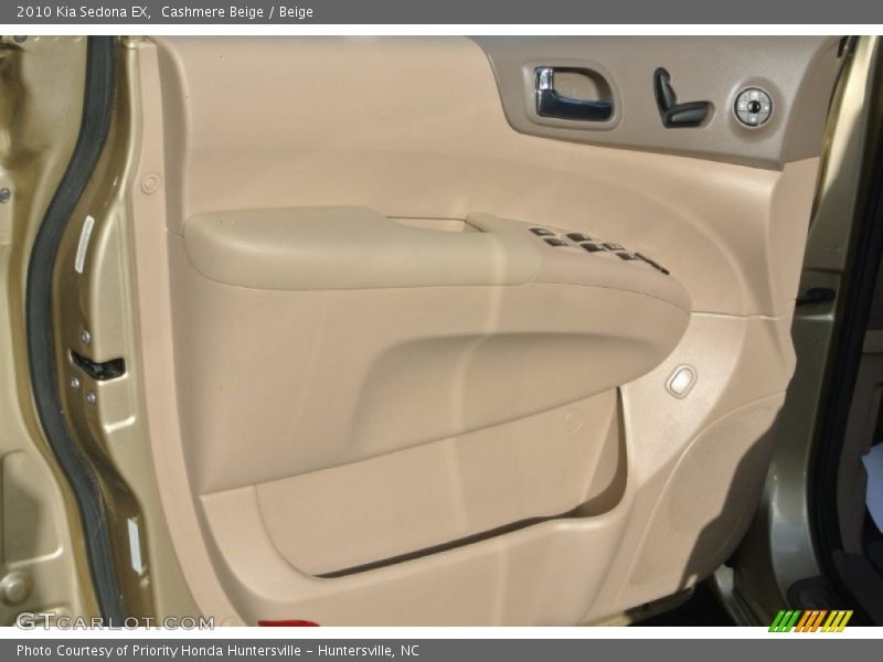 Cashmere Beige / Beige 2010 Kia Sedona EX