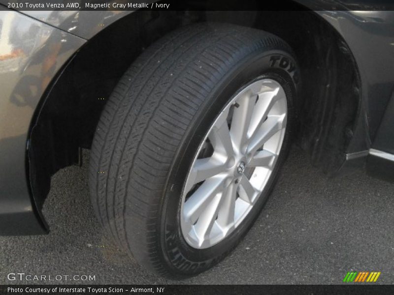 Magnetic Gray Metallic / Ivory 2010 Toyota Venza AWD