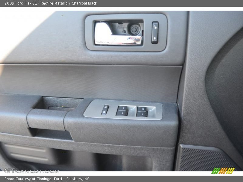 Redfire Metallic / Charcoal Black 2009 Ford Flex SE