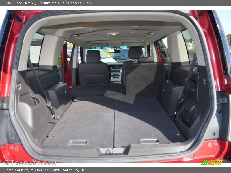 Redfire Metallic / Charcoal Black 2009 Ford Flex SE