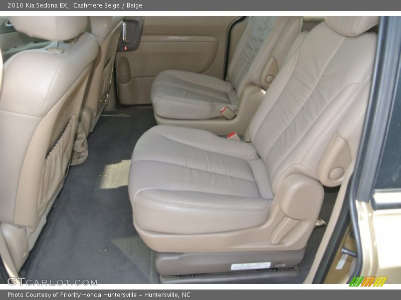 Cashmere Beige / Beige 2010 Kia Sedona EX