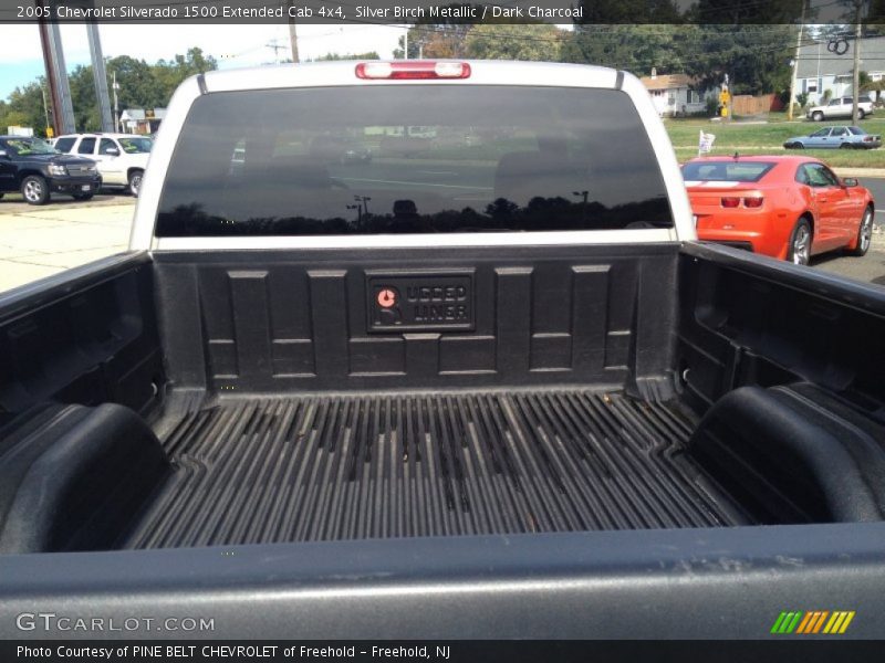 Silver Birch Metallic / Dark Charcoal 2005 Chevrolet Silverado 1500 Extended Cab 4x4