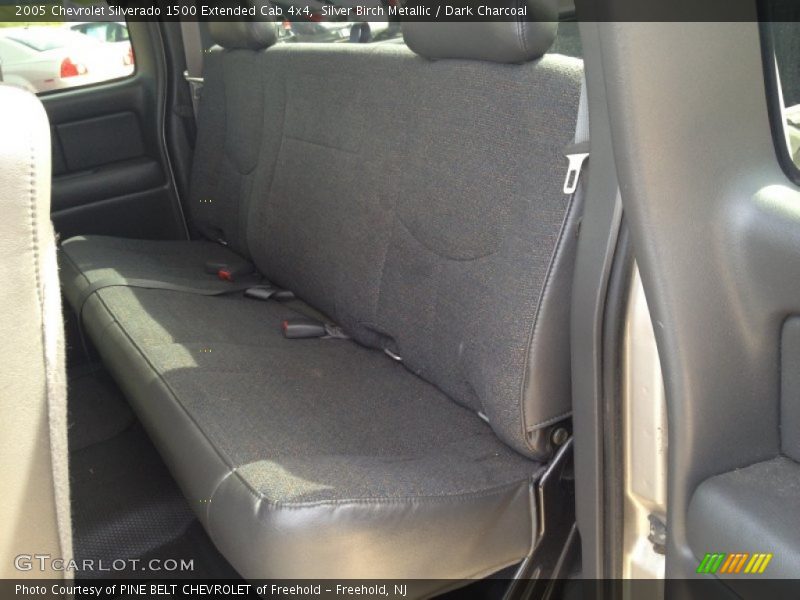 Silver Birch Metallic / Dark Charcoal 2005 Chevrolet Silverado 1500 Extended Cab 4x4