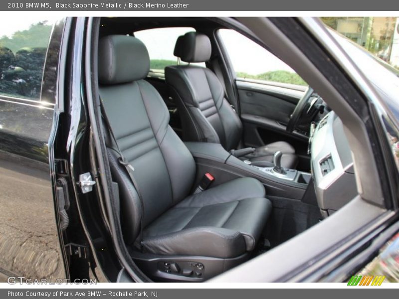Black Sapphire Metallic / Black Merino Leather 2010 BMW M5