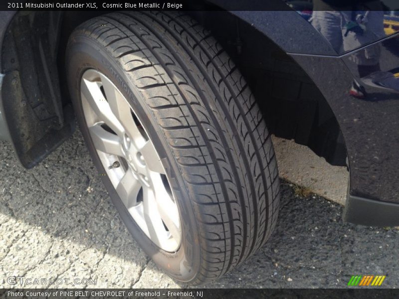 Cosmic Blue Metallic / Beige 2011 Mitsubishi Outlander XLS