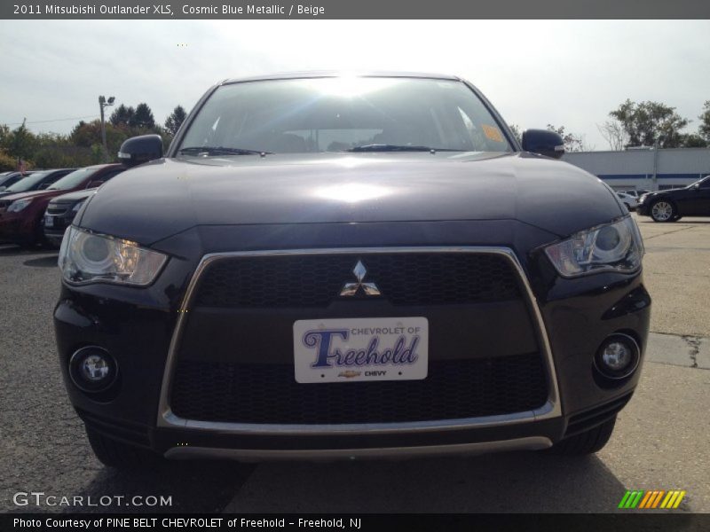 Cosmic Blue Metallic / Beige 2011 Mitsubishi Outlander XLS