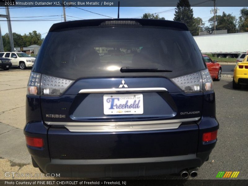 Cosmic Blue Metallic / Beige 2011 Mitsubishi Outlander XLS