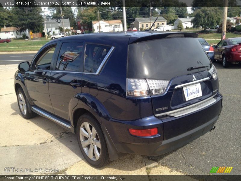 Cosmic Blue Metallic / Beige 2011 Mitsubishi Outlander XLS