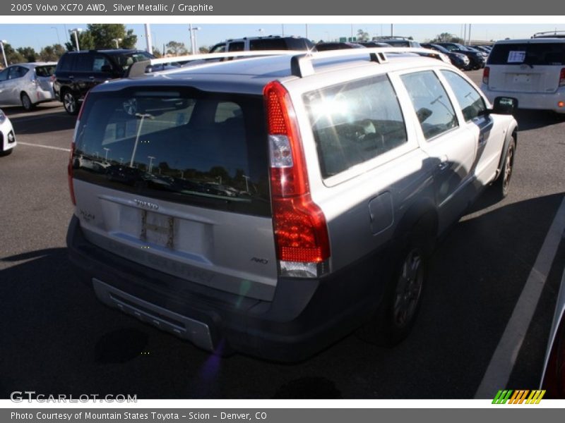 Silver Metallic / Graphite 2005 Volvo XC70 AWD