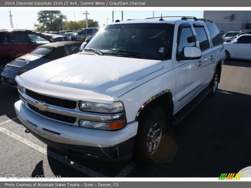 Summit White / Gray/Dark Charcoal 2004 Chevrolet Suburban 1500 LT 4x4