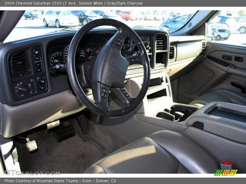 Summit White / Gray/Dark Charcoal 2004 Chevrolet Suburban 1500 LT 4x4